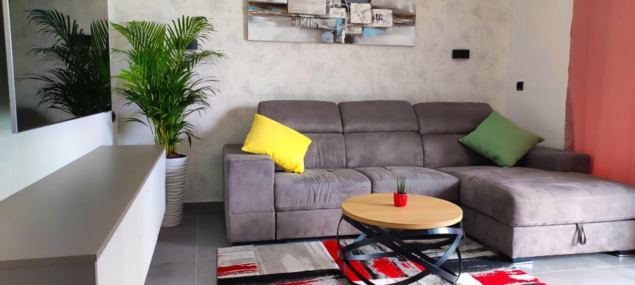 Apartment Denis Krk Town Exterior foto